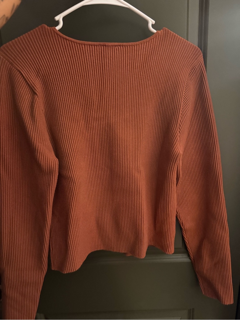 Abercrombie & Fitch Ribbed Scoop-Neck Sweater in Rust